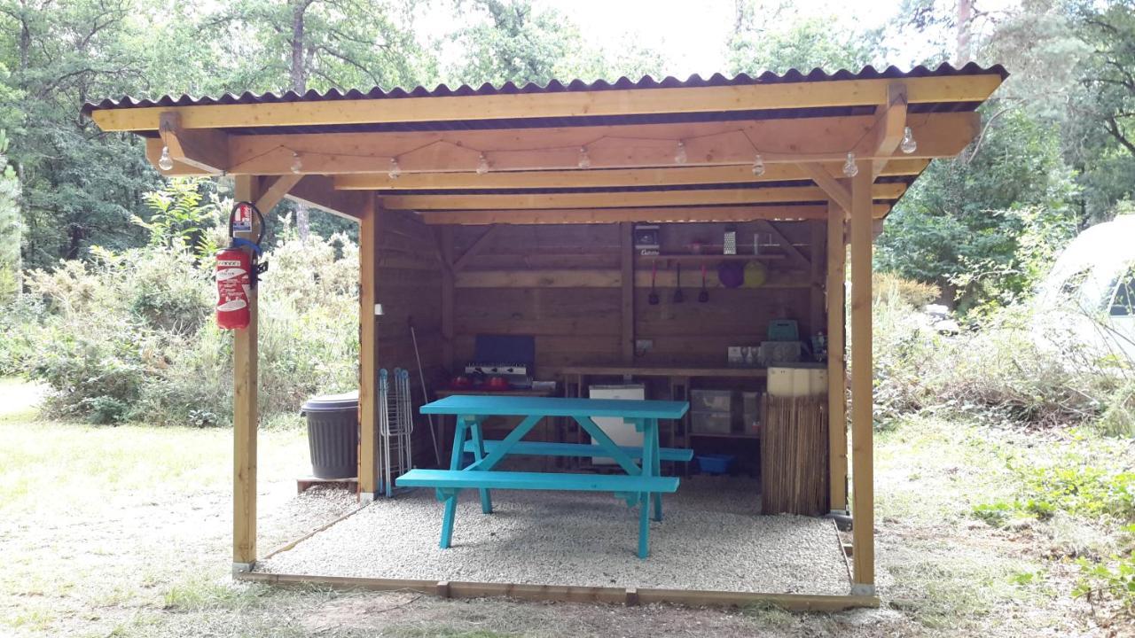 Camping Bois De St Hilaire Chalandray Zewnętrze zdjęcie